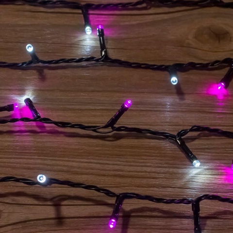 Wisd 23m 400 diod LED z 8 trybami pamięci, dwukolorowe lampki