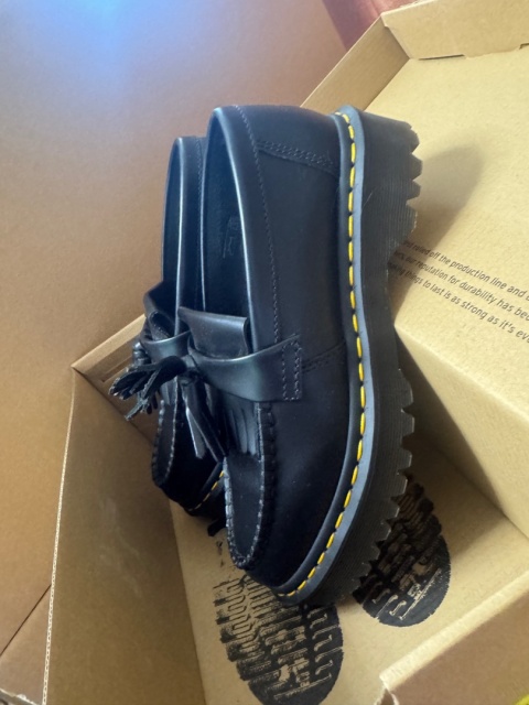 Dr. Martens Loafersy 26957001 Czarny Rozmiar 38