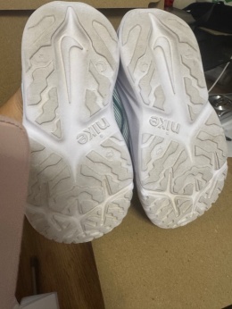 NIKE Uniseks - dzieci Nike Star Runner rozmiar 26 , 15 cm