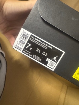 Air Jordan 4 RM PRM rozmiar 40 25 cm ze skóry naturalnej