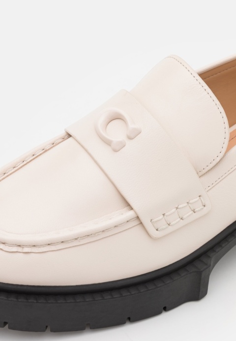 Coach Loafersy Leah CB990 Beżowy rozmiar 36.6 23 cm