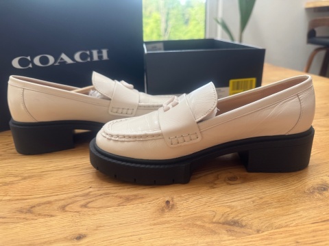 Coach Loafersy Leah CB990 Beżowy rozmiar 36.6 23 cm