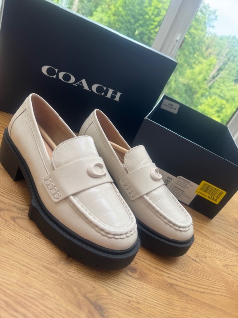 Coach Loafersy Leah CB990 Beżowy rozmiar 36.6 23 cm