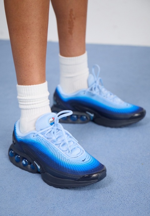 NIKE Sportswear r 41, 26.5 cm AIR MAX DN 1 - Sneakersy niskie