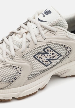 New Balance MR530 UNISEX - Sneakersy niskie rozmiar 40, 25 cm