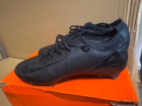 Nike Buty do piłki nożnej Vapor 16 Pro Fg Czarny rozmiar 46 30 cm