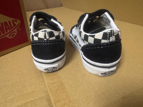 Vans Tenisówki Old Skool V VN0A38JNP0S1 Czarny rozmiar 22 12cm