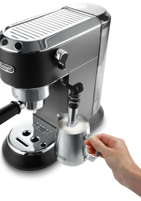 Ekspres kolbowy DeLonghi Dedica Style EC 685.BK – czarny
