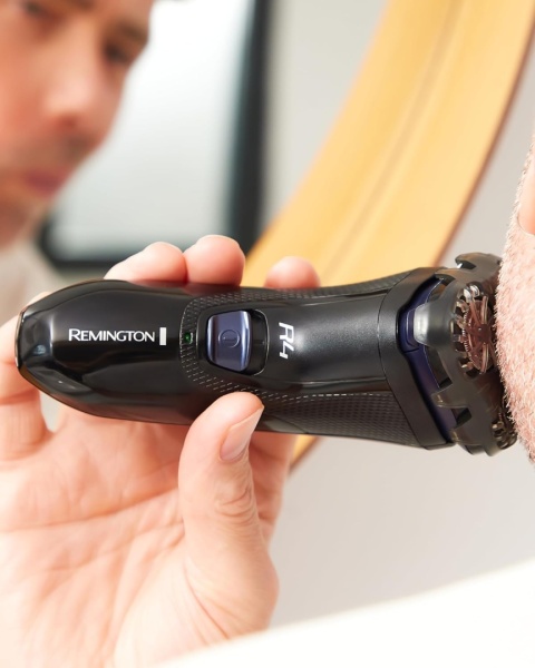 Remington golarka rotacyjna R4 Style Series black R4002