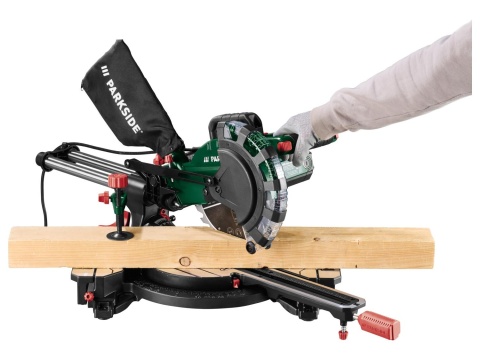 Piła ukośnica pilarka z posuwem Parkside PZKS 2000 C3 2000 W 210 mm laser