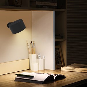 Lampa ścienna LED wewnątrz